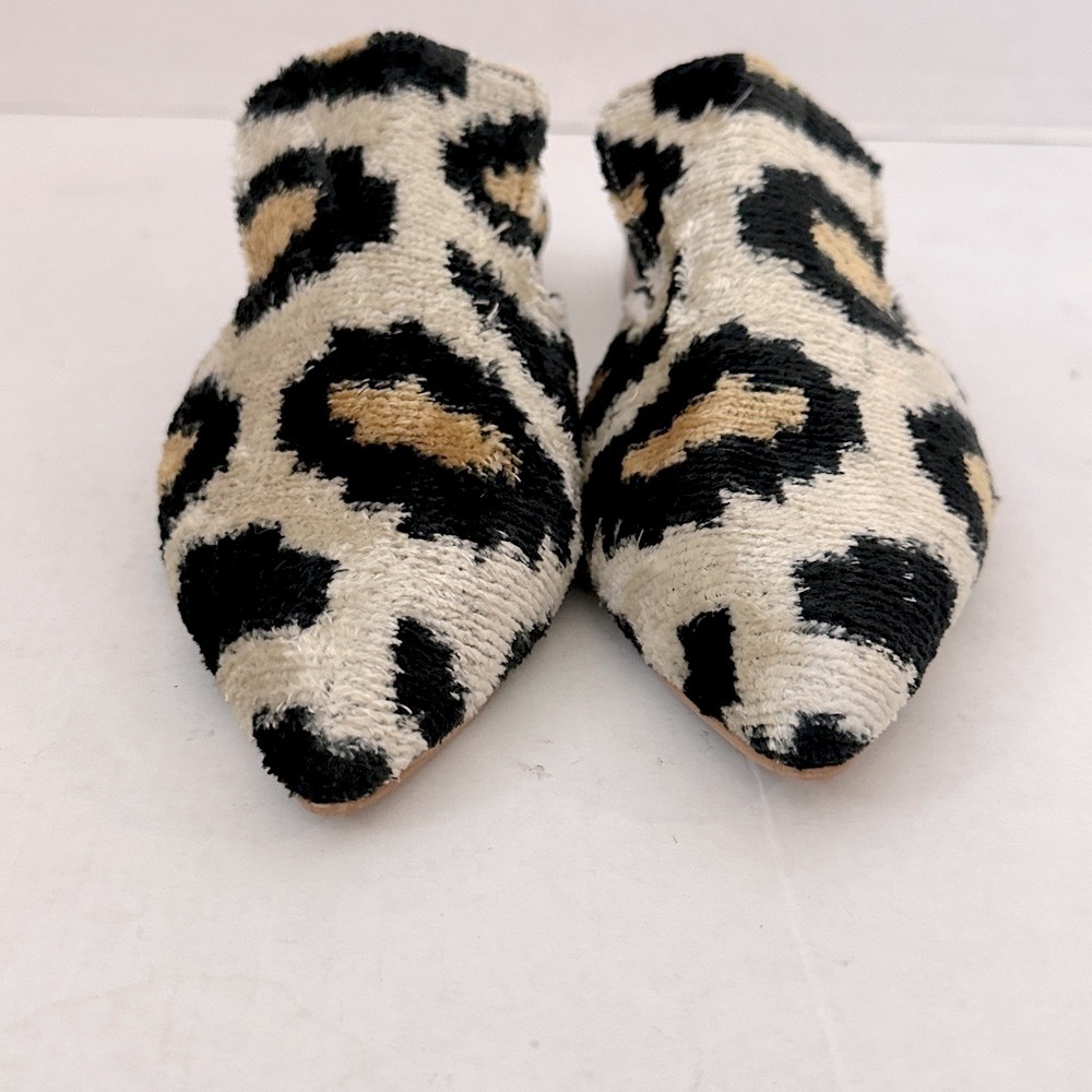 ALARA Silk Velvet leopard Point Toe Slide MULE 37or 7 - Picture 2 of 8